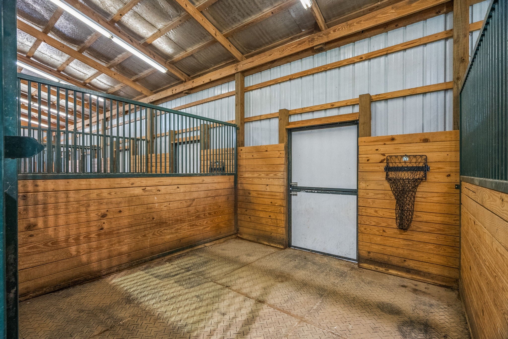 Cross Plains, Tennessee, 37049, United States, 5 Bedrooms Bedrooms, ,6 BathroomsBathrooms,Residential,Active,1919379