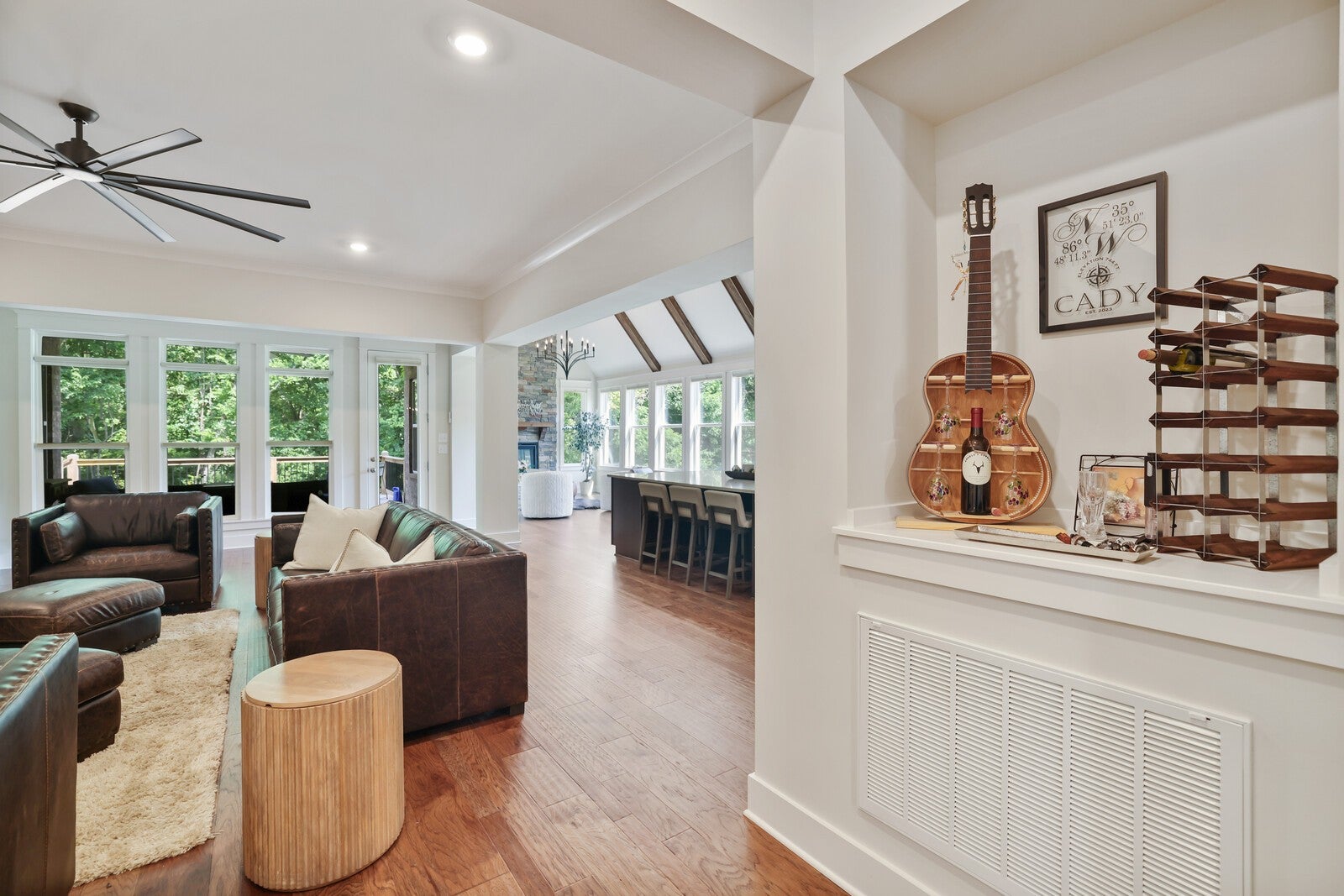 Franklin, Tennessee, 37064, United States, 3 Bedrooms Bedrooms, ,4 BathroomsBathrooms,Residential,Active,1907978