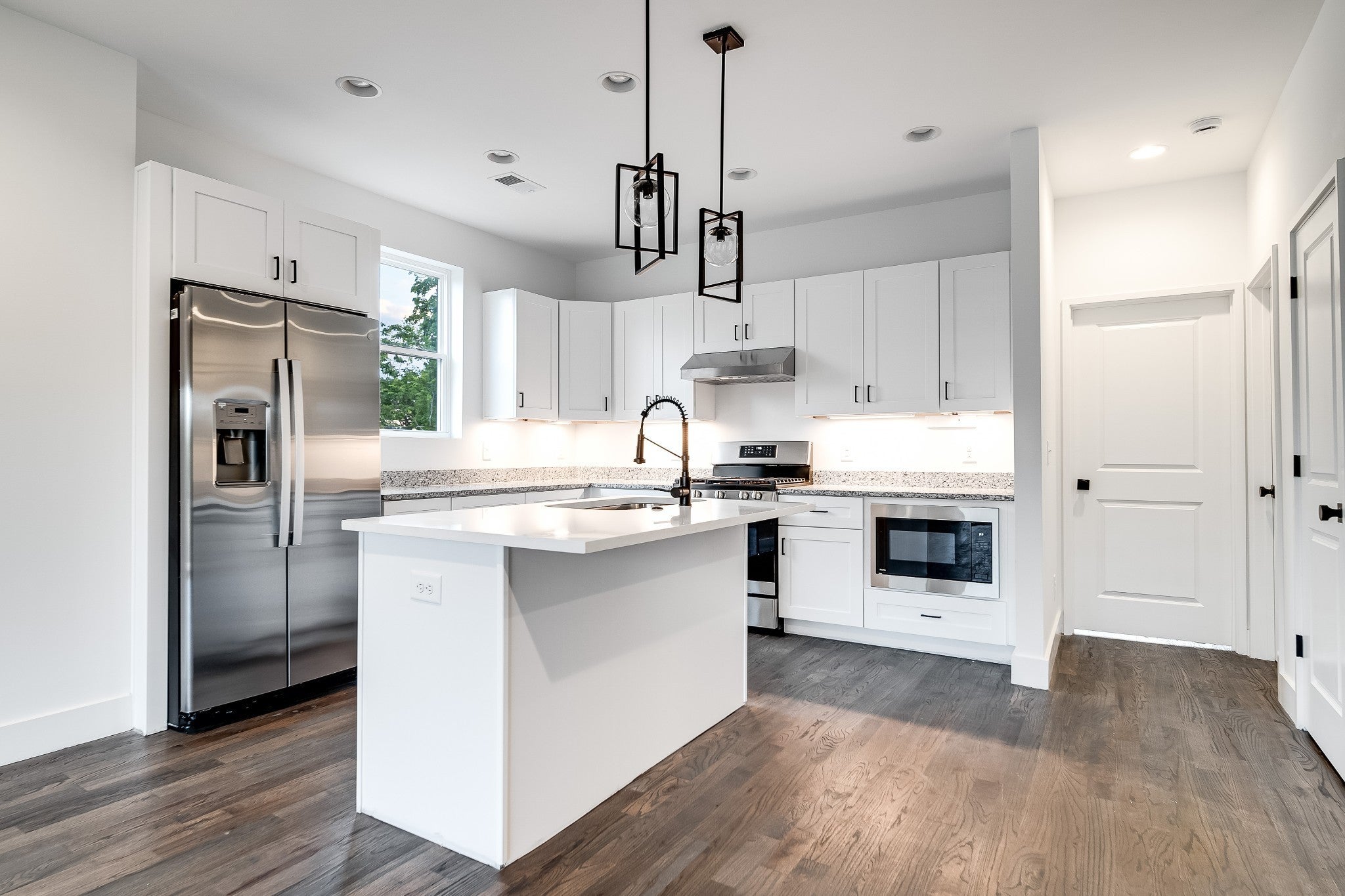 Nashville, Tennessee, 37207, United States, ,Residential,Active,1907970