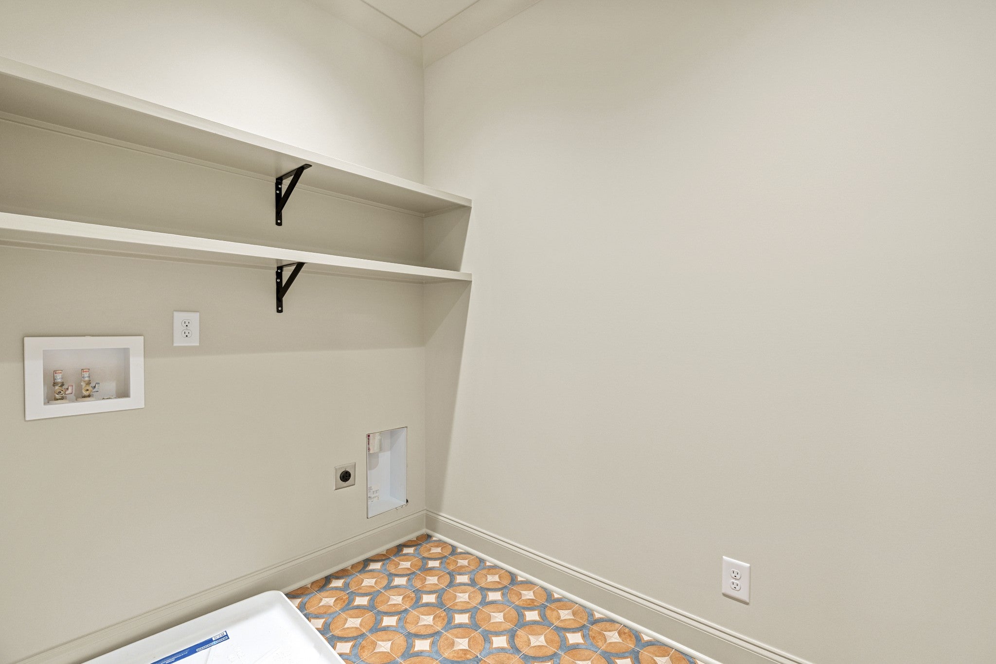 Murfreesboro, Tennessee, 37130, United States, 5 Bedrooms Bedrooms, ,5 BathroomsBathrooms,Residential,Active,2007162