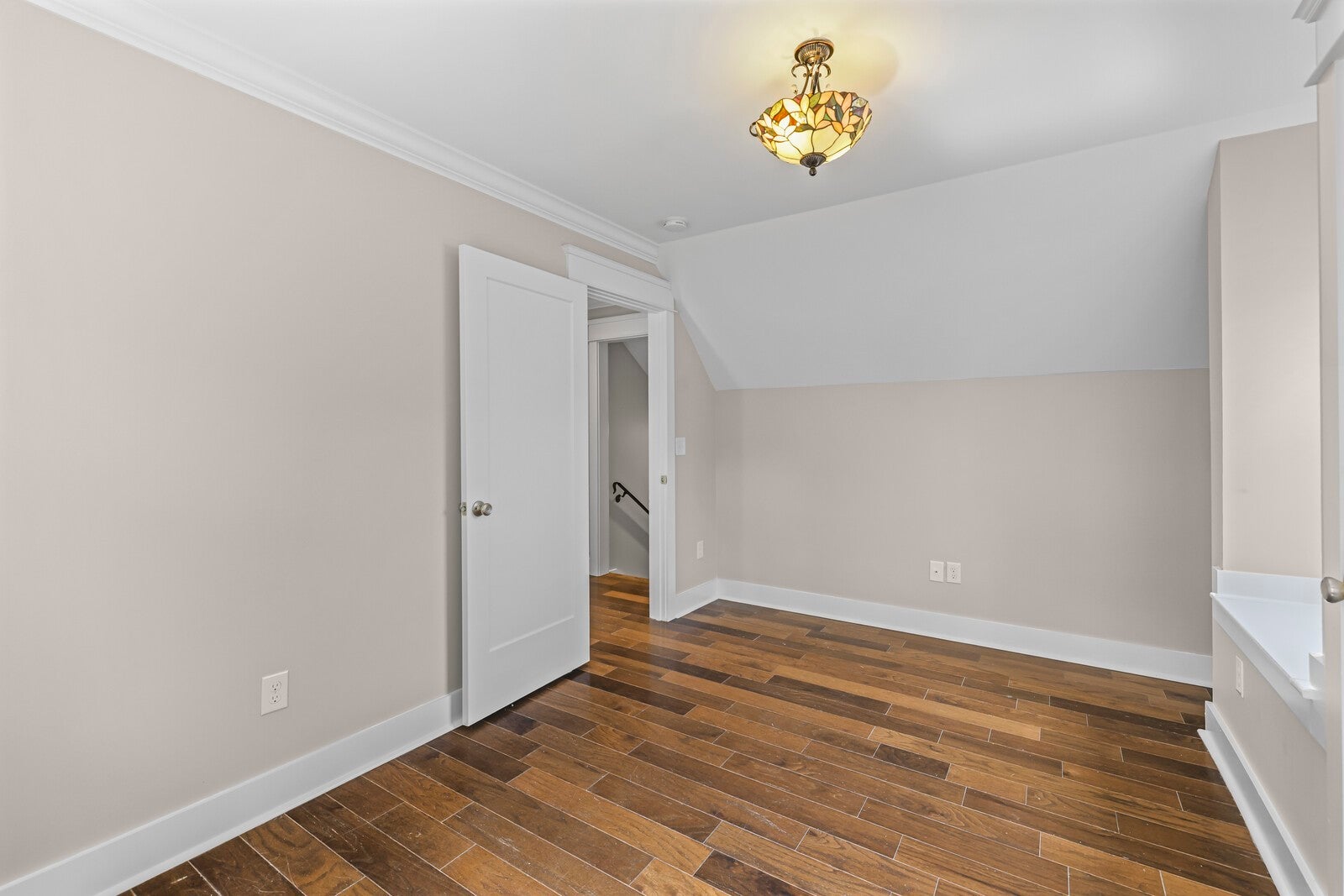 Nashville, Tennessee, 37212, United States, 4 Bedrooms Bedrooms, ,4 BathroomsBathrooms,Residential,Active,1999175