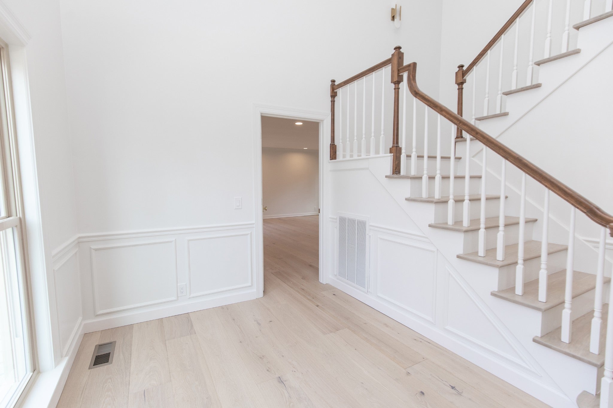 Hendersonville, Tennessee, 37075, United States, 4 Bedrooms Bedrooms, ,3 BathroomsBathrooms,Residential,Active,2014174