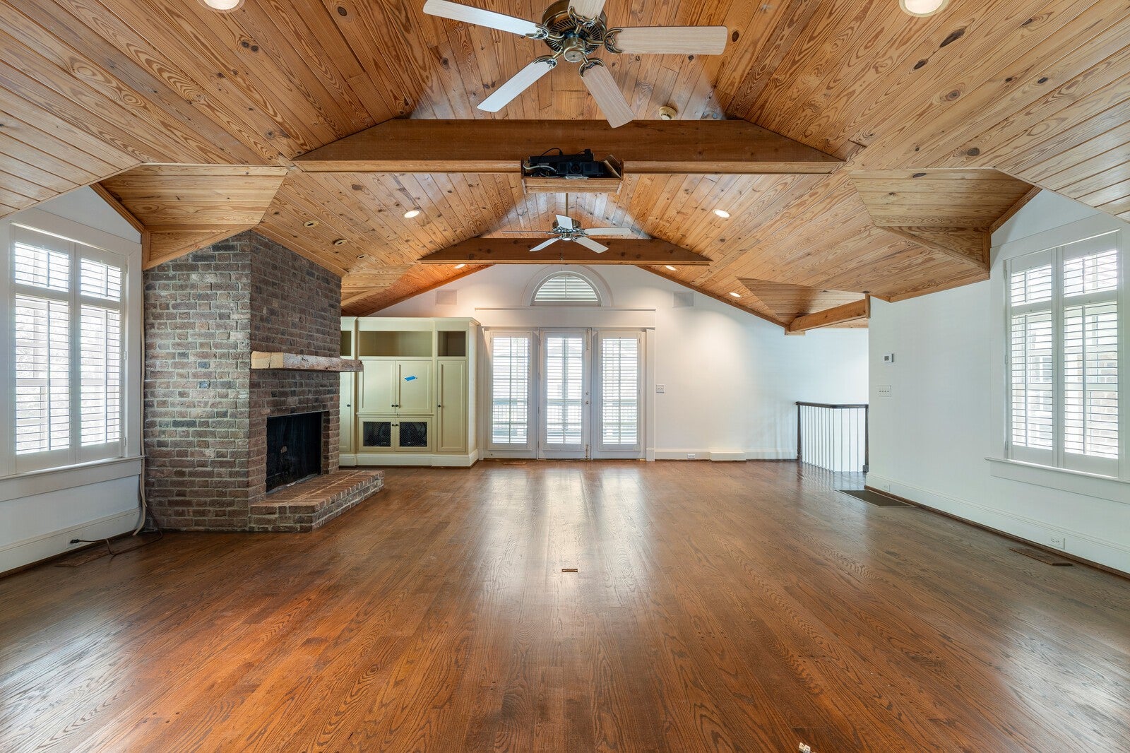 Nashville, Tennessee, 37205, United States, 5 Bedrooms Bedrooms, ,7 BathroomsBathrooms,Residential,Active,1965991