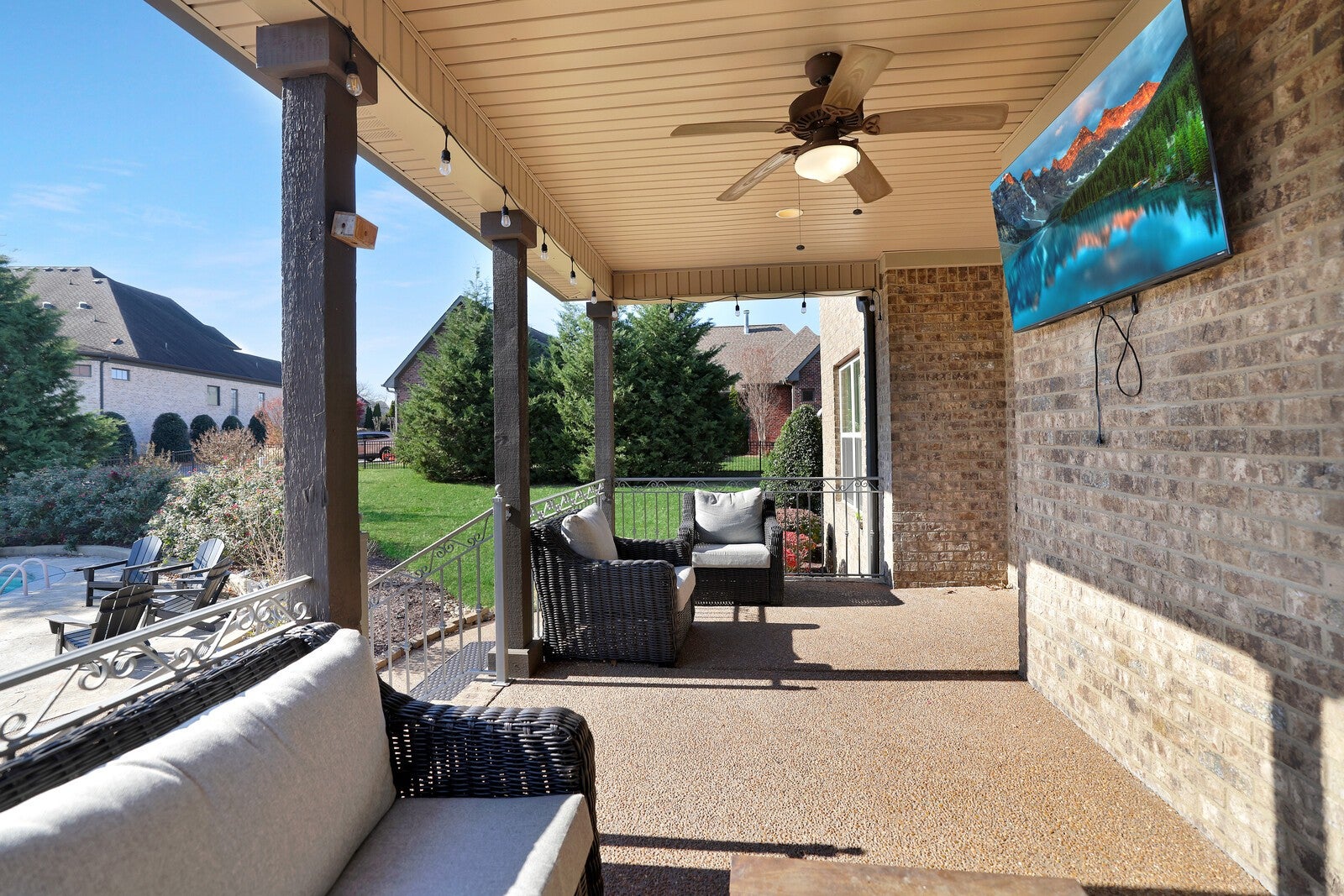 Lebanon, Tennessee, 37087, United States, 4 Bedrooms Bedrooms, ,4 BathroomsBathrooms,Residential,Active,1994975