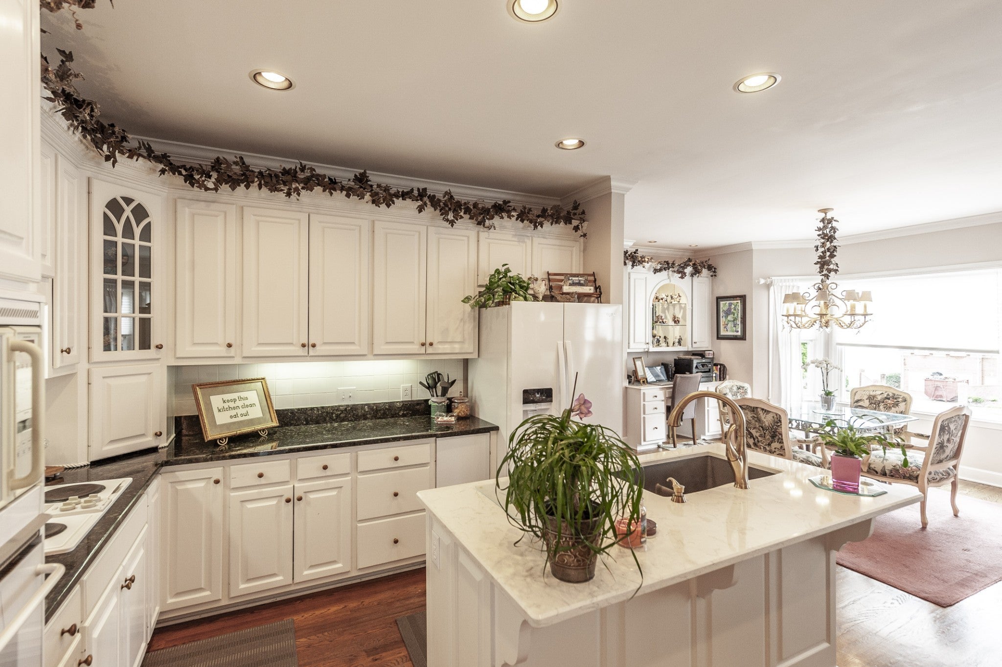 Hendersonville, Tennessee, 37075, United States, 4 Bedrooms Bedrooms, ,4 BathroomsBathrooms,Residential,Active,2003550