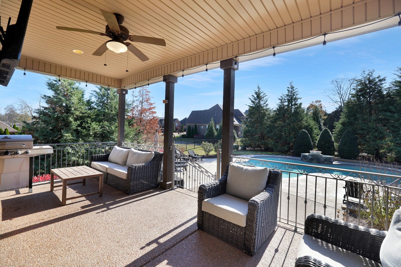 Lebanon, Tennessee, 37087, United States, 4 Bedrooms Bedrooms, ,4 BathroomsBathrooms,Residential,Active,1994975