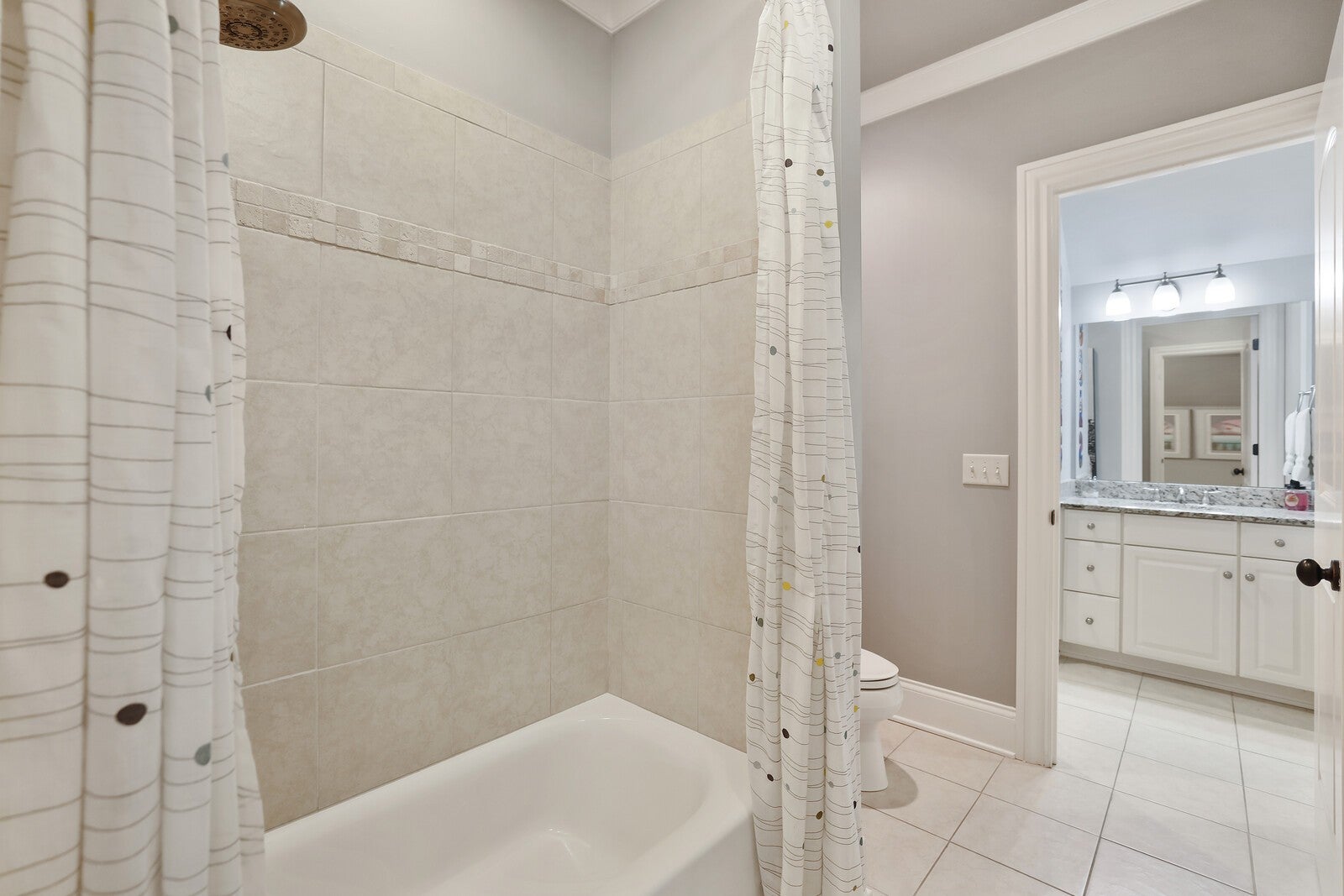 Brentwood, Tennessee, 37027, United States, 5 Bedrooms Bedrooms, ,5 BathroomsBathrooms,Residential,Active,1914575