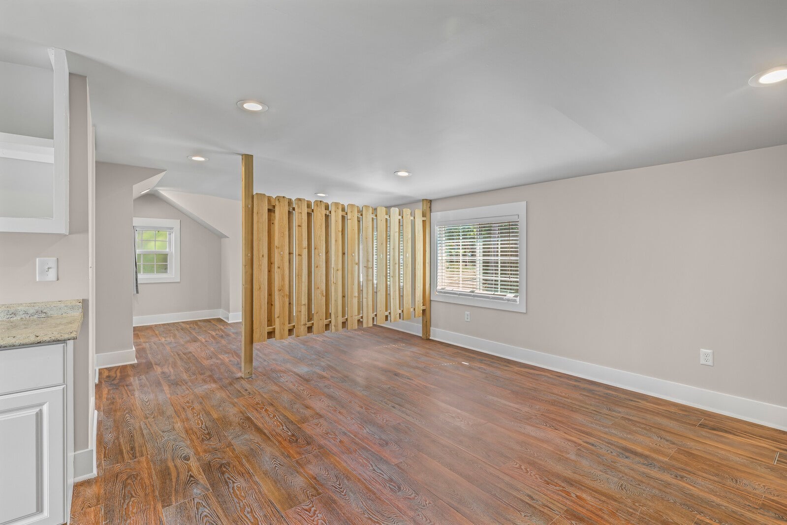 Nashville, Tennessee, 37212, United States, 4 Bedrooms Bedrooms, ,4 BathroomsBathrooms,Residential,Active,1999175