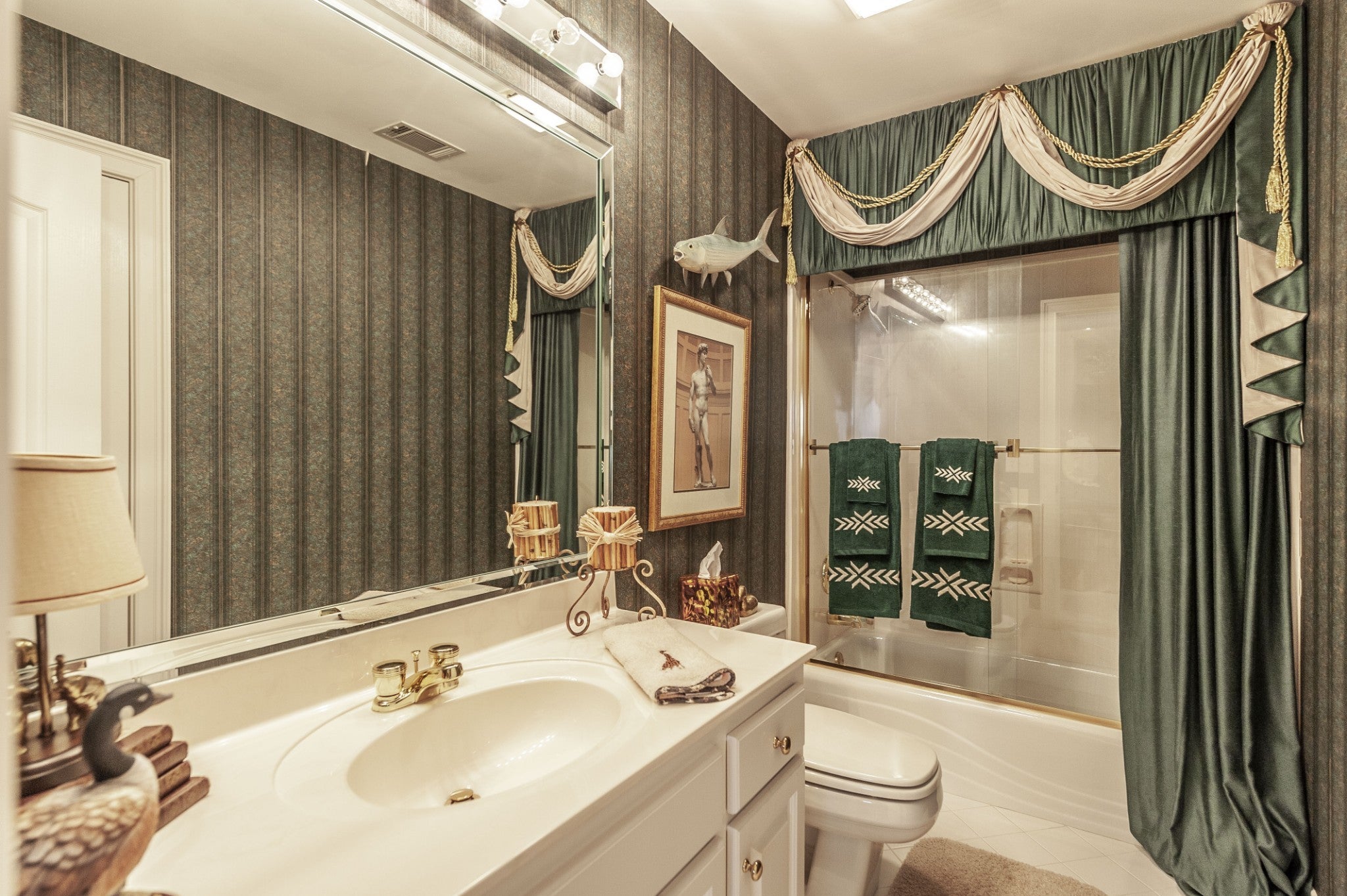 Hendersonville, Tennessee, 37075, United States, 4 Bedrooms Bedrooms, ,4 BathroomsBathrooms,Residential,Active,2003550