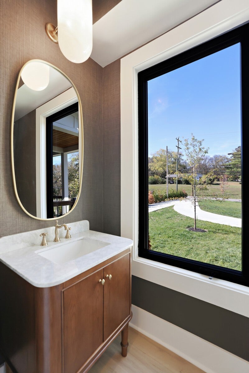 Hendersonville, Tennessee, 37075, United States, 5 Bedrooms Bedrooms, ,5 BathroomsBathrooms,Residential,Active,1988446