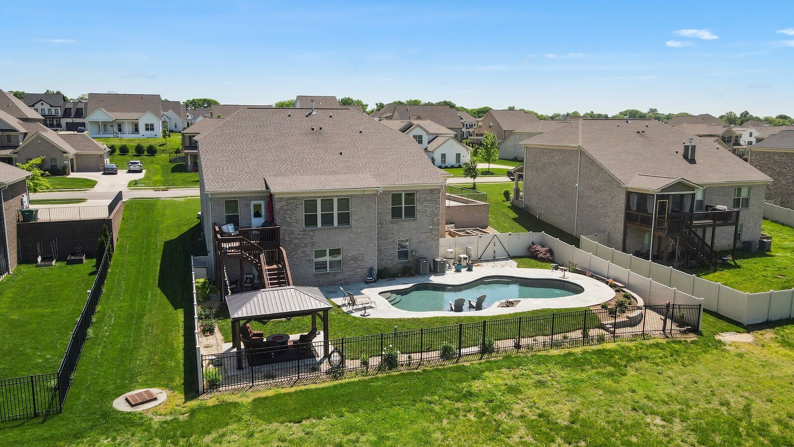 Spring Hill, Tennessee, 37174, United States, 5 Bedrooms Bedrooms, ,5 BathroomsBathrooms,Residential,Active,1790153