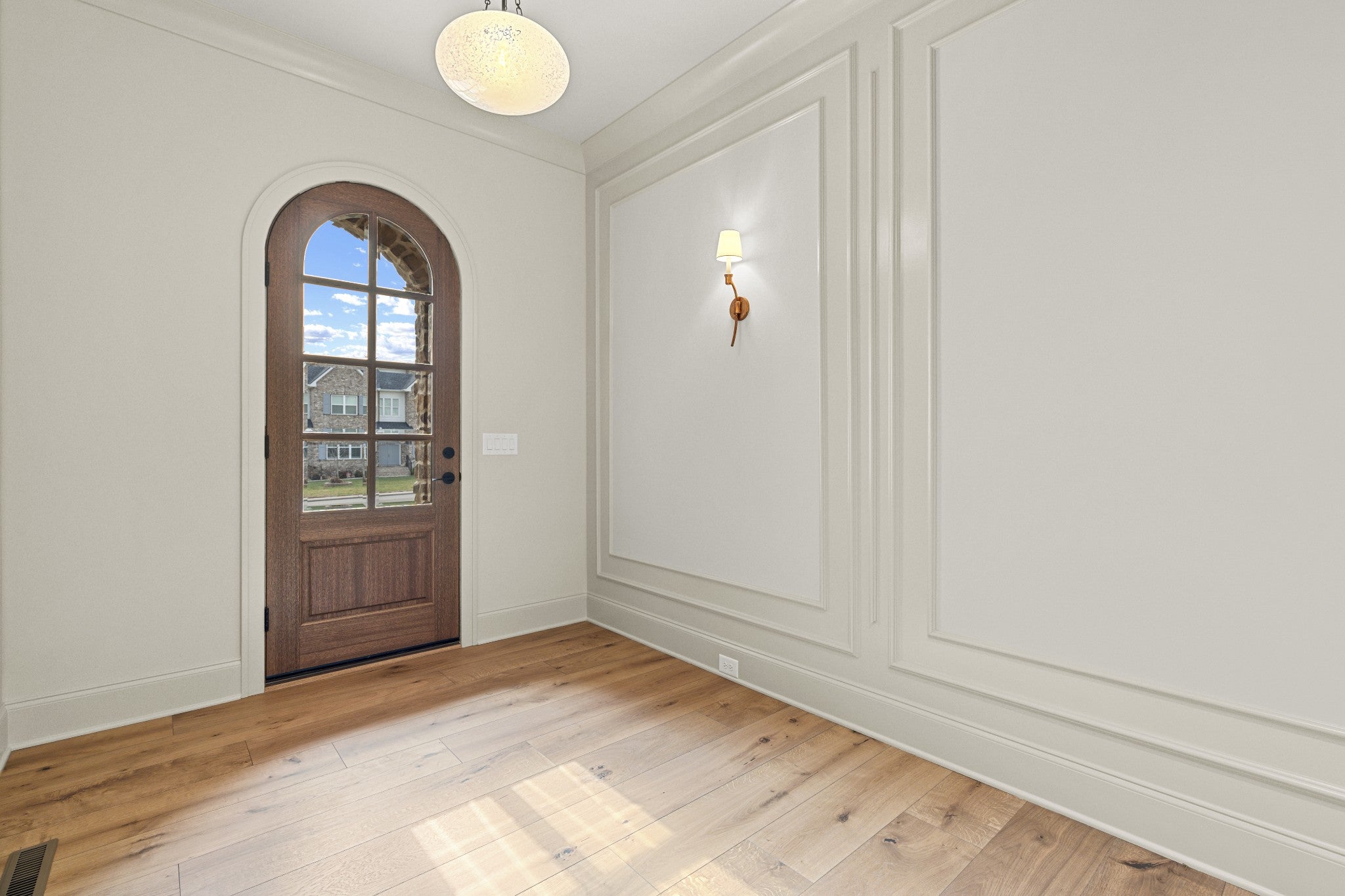 Murfreesboro, Tennessee, 37130, United States, 5 Bedrooms Bedrooms, ,5 BathroomsBathrooms,Residential,Active,2007162