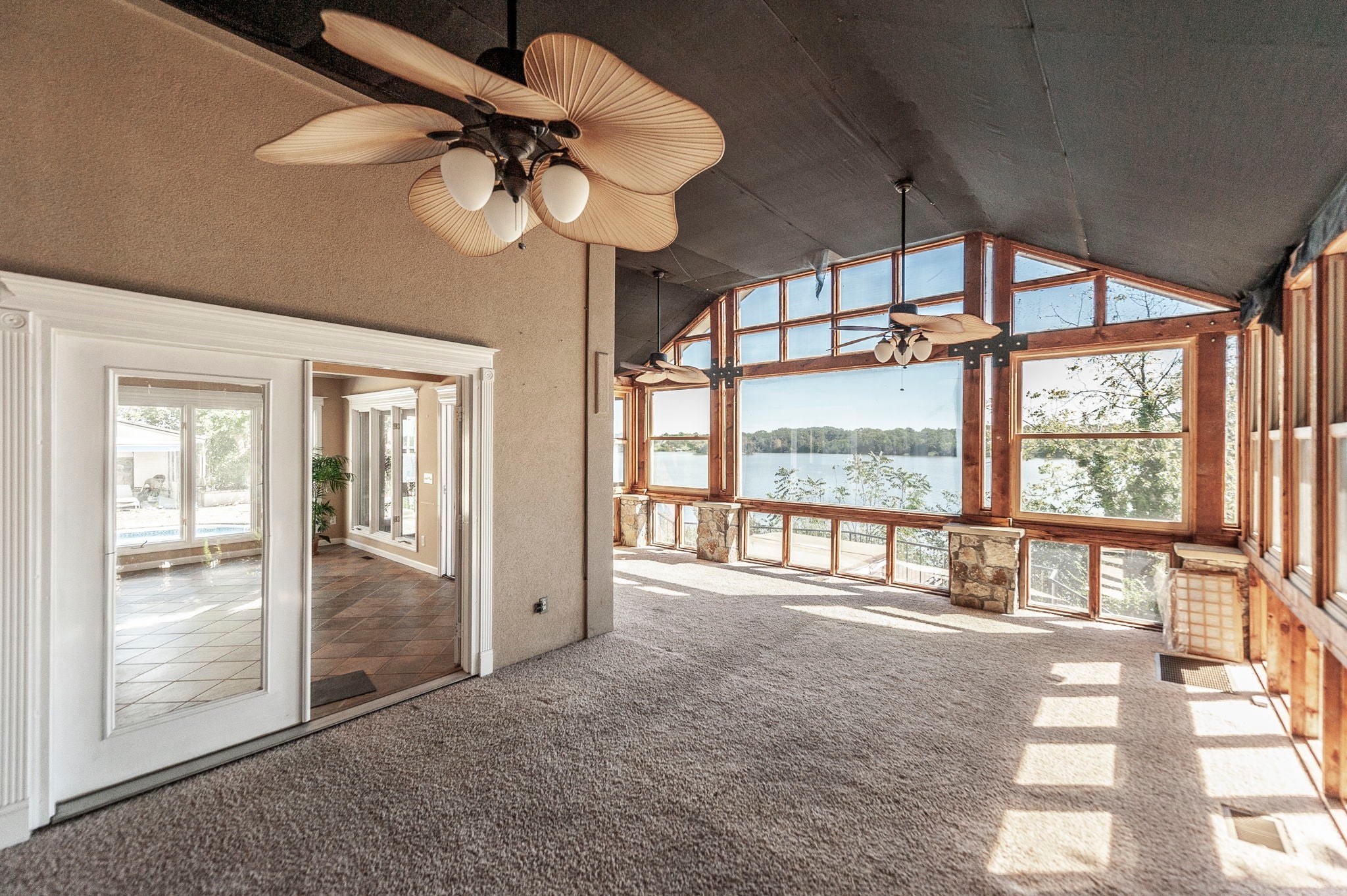 Hendersonville, Tennessee, 37075, United States, 4 Bedrooms Bedrooms, ,4 BathroomsBathrooms,Residential,Active,1959950