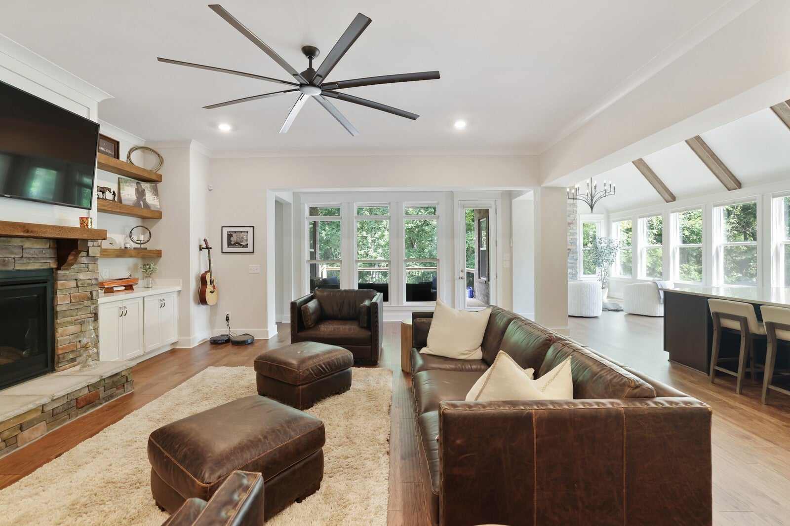 Franklin, Tennessee, 37064, United States, 3 Bedrooms Bedrooms, ,4 BathroomsBathrooms,Residential,Active,1907978