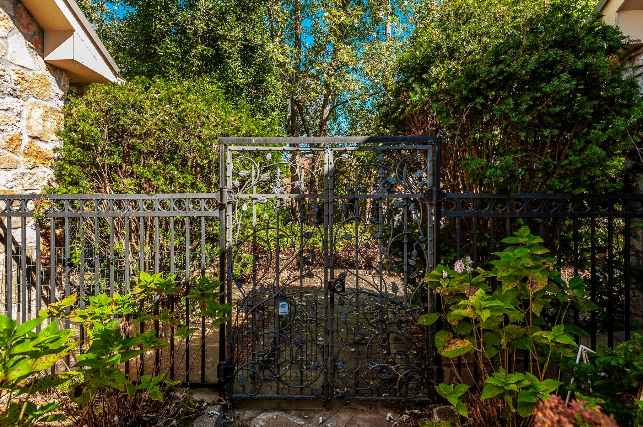 Hendersonville, Tennessee, 37075, United States, 4 Bedrooms Bedrooms, ,4 BathroomsBathrooms,Residential,Active,1959950