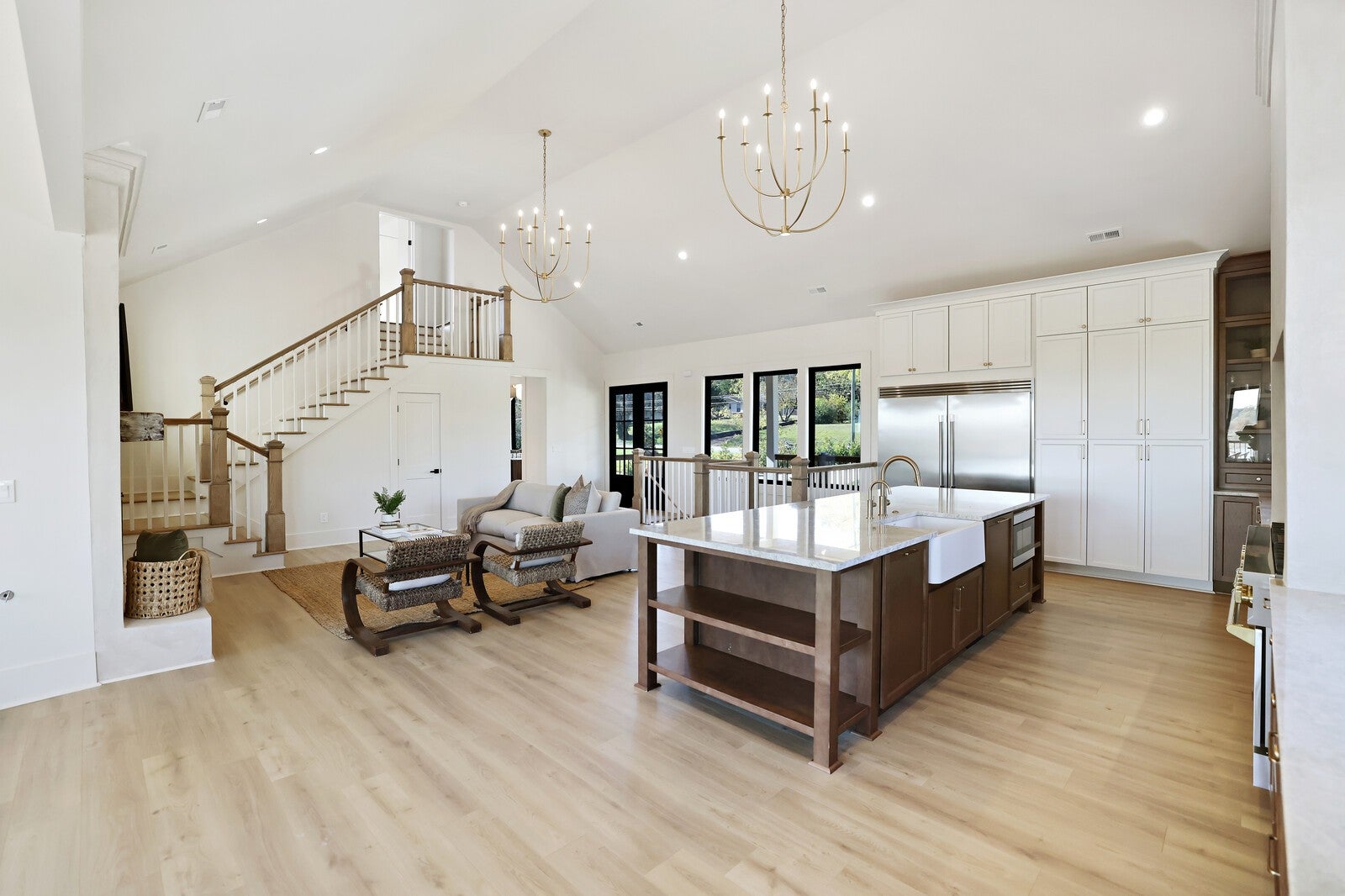 Hendersonville, Tennessee, 37075, United States, 5 Bedrooms Bedrooms, ,5 BathroomsBathrooms,Residential,Active,1988446