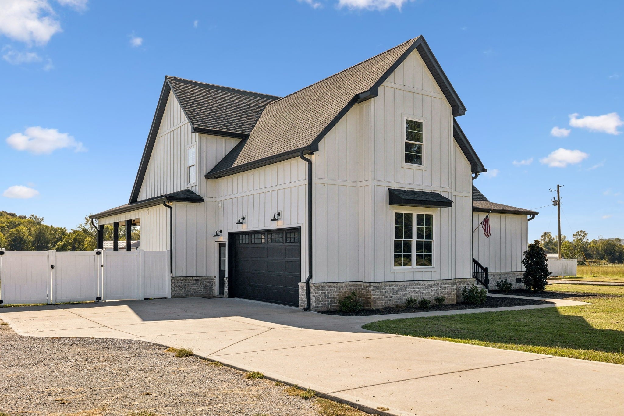 Lebanon, Tennessee, 37090, United States, 3 Bedrooms Bedrooms, ,4 BathroomsBathrooms,Residential,Active,2006888