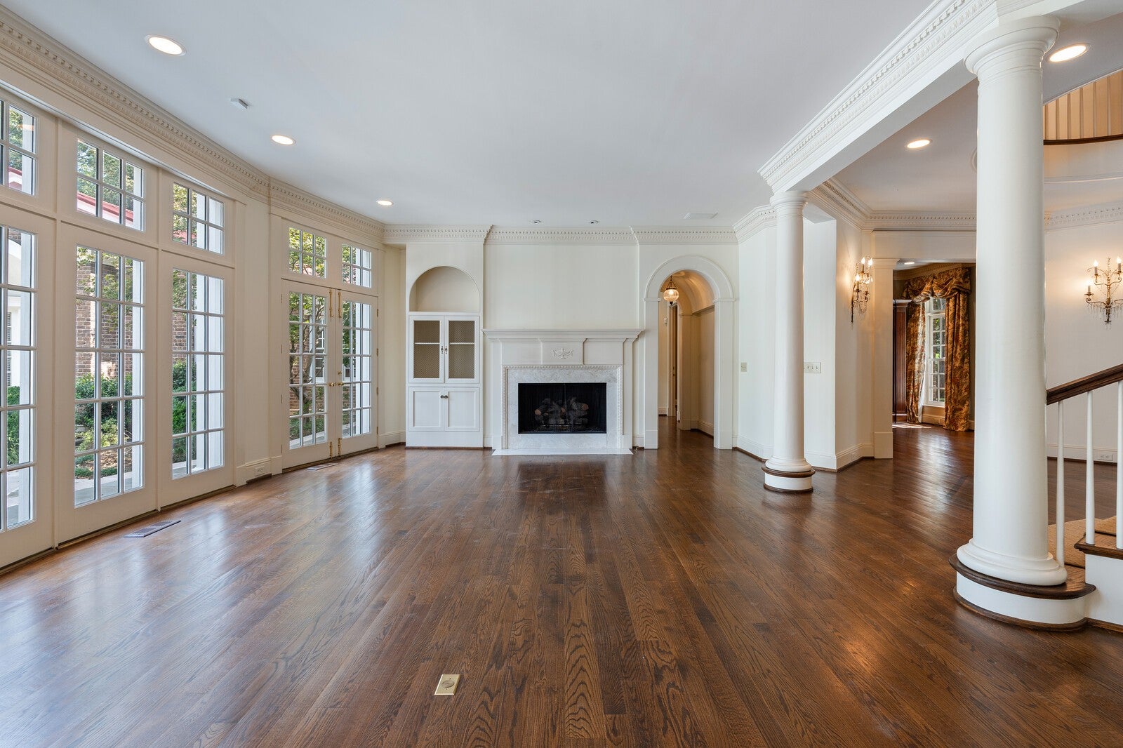 Nashville, Tennessee, 37205, United States, 5 Bedrooms Bedrooms, ,7 BathroomsBathrooms,Residential,Active,1965991