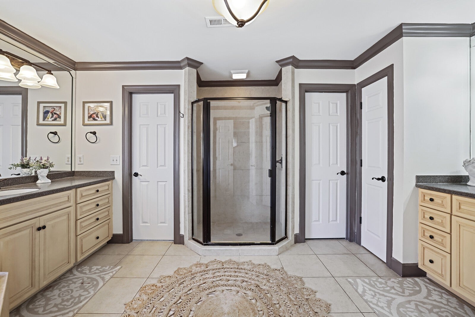 Brentwood, Tennessee, 37027, United States, 5 Bedrooms Bedrooms, ,4 BathroomsBathrooms,Residential,Active,2006880