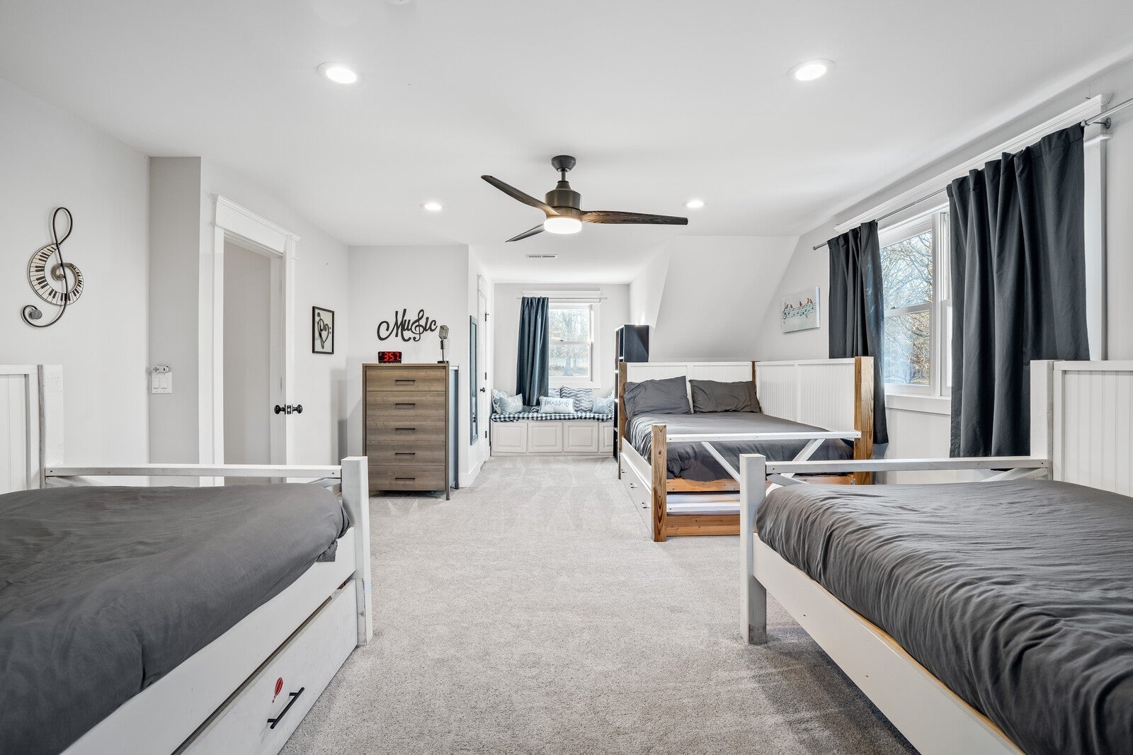 Mount Juliet, Tennessee, 37122, United States, 5 Bedrooms Bedrooms, ,5 BathroomsBathrooms,Residential,Active,1973649