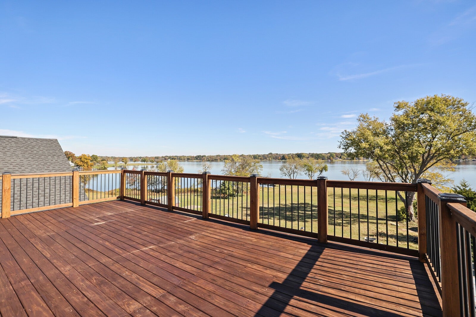 Hendersonville, Tennessee, 37075, United States, 5 Bedrooms Bedrooms, ,5 BathroomsBathrooms,Residential,Active,1988446