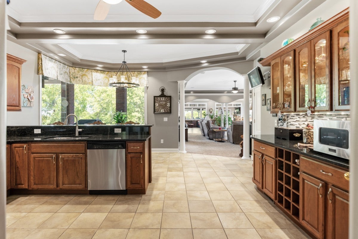 Lebanon, Tennessee, 37087, United States, 4 Bedrooms Bedrooms, ,4 BathroomsBathrooms,Residential,Active,1997571