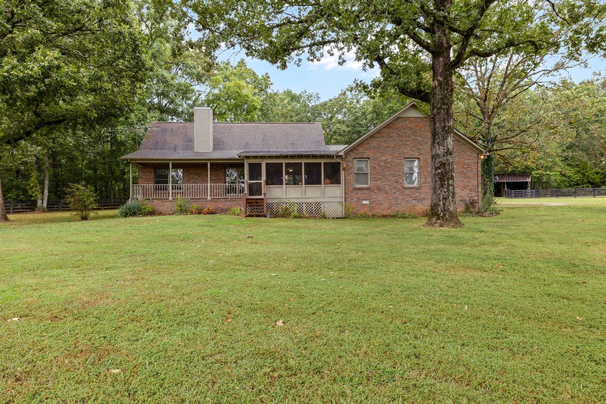 Columbia, Tennessee, 38401, United States, 3 Bedrooms Bedrooms, ,3 BathroomsBathrooms,Residential,Active,1936631