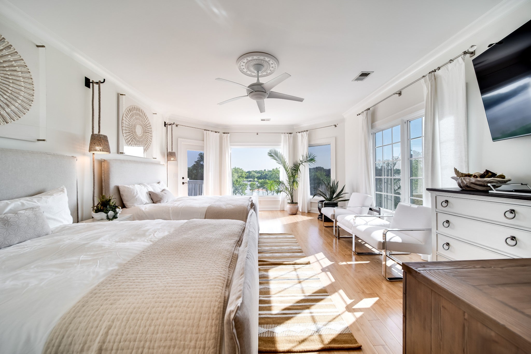 Gallatin, Tennessee, 37066, United States, 4 Bedrooms Bedrooms, ,5 BathroomsBathrooms,Residential,Active,1986918