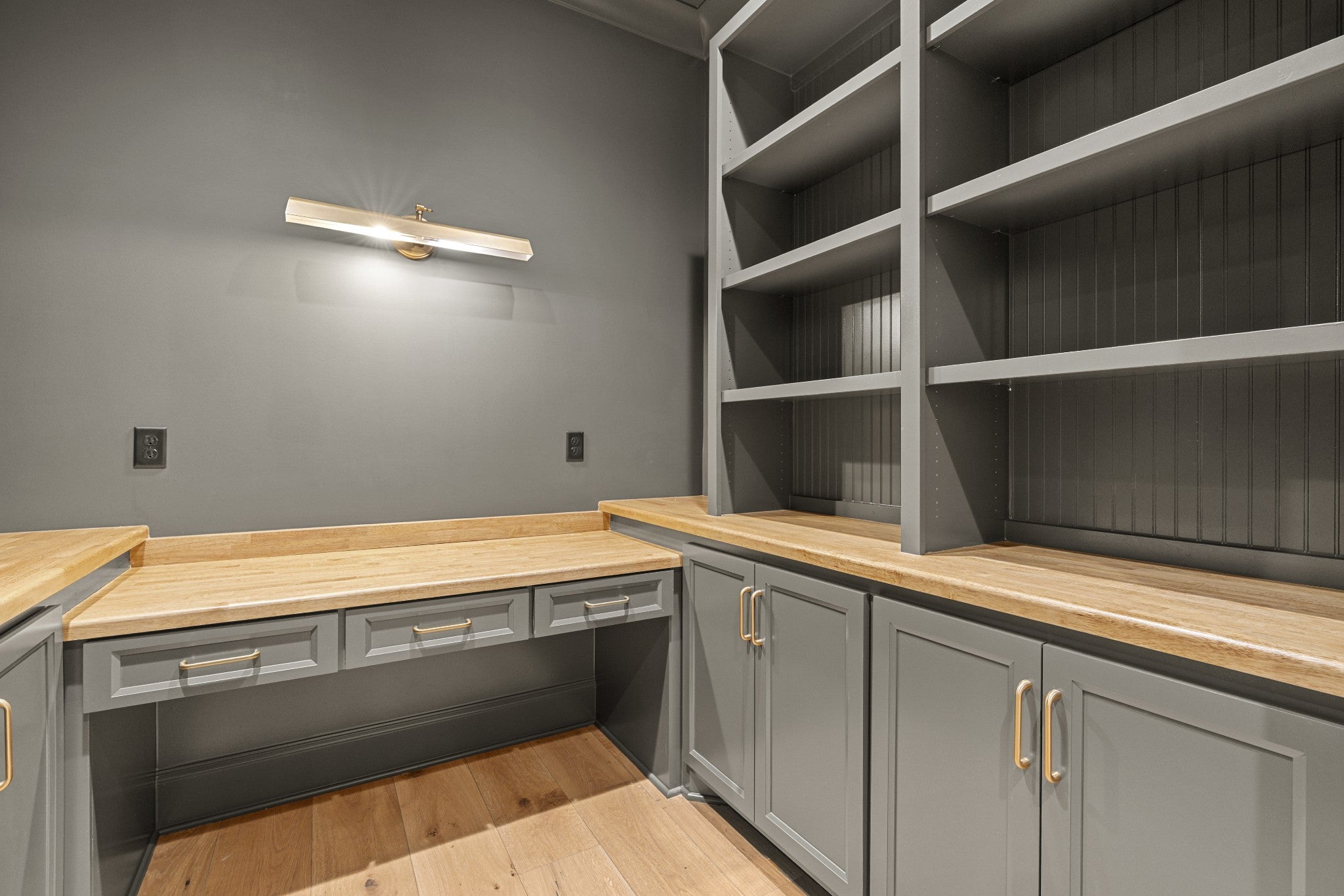 Murfreesboro, Tennessee, 37130, United States, 5 Bedrooms Bedrooms, ,5 BathroomsBathrooms,Residential,Active,2007162