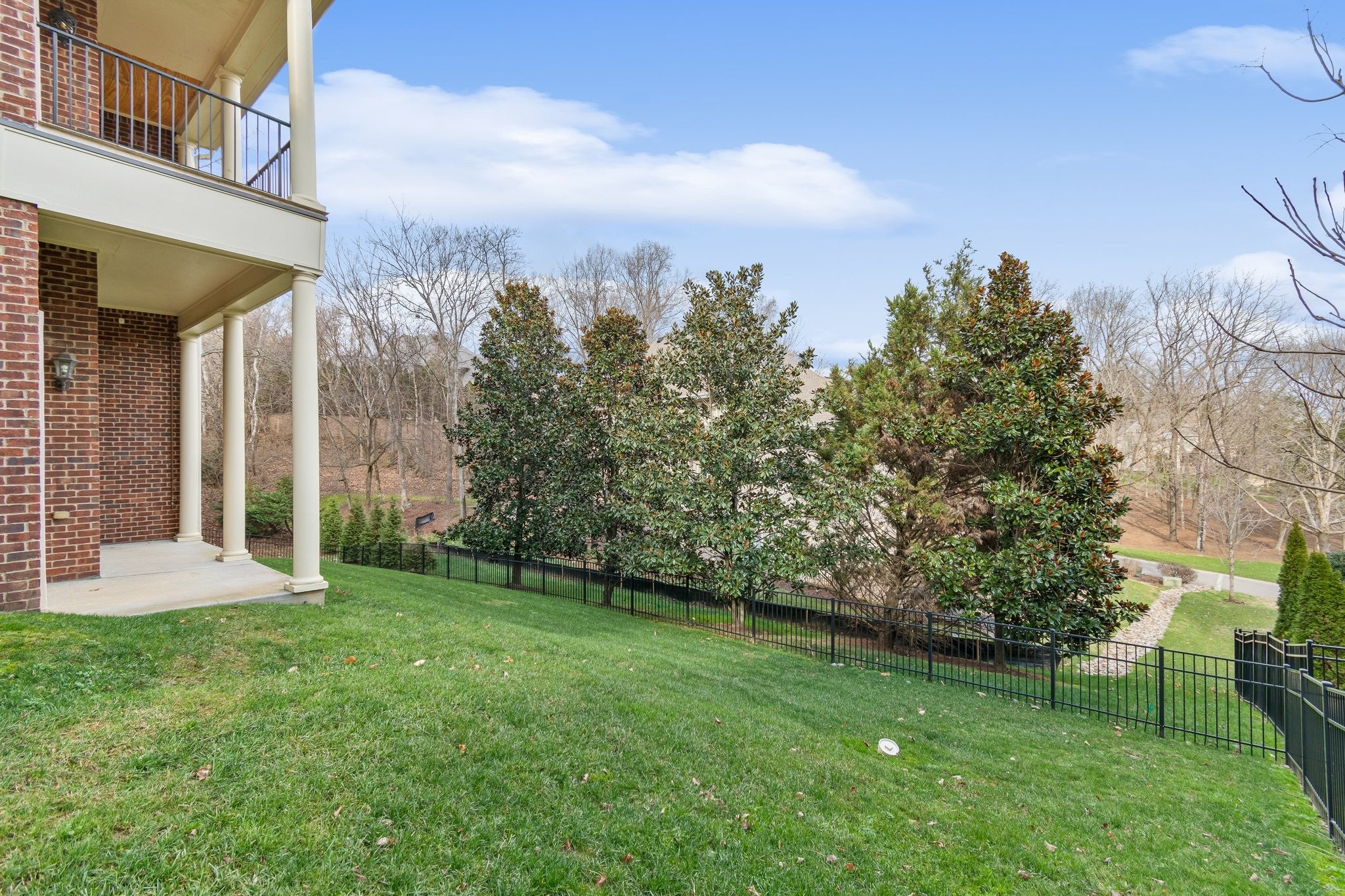 Brentwood, Tennessee, 37027, United States, 5 Bedrooms Bedrooms, ,6 BathroomsBathrooms,Residential,Active,1985582