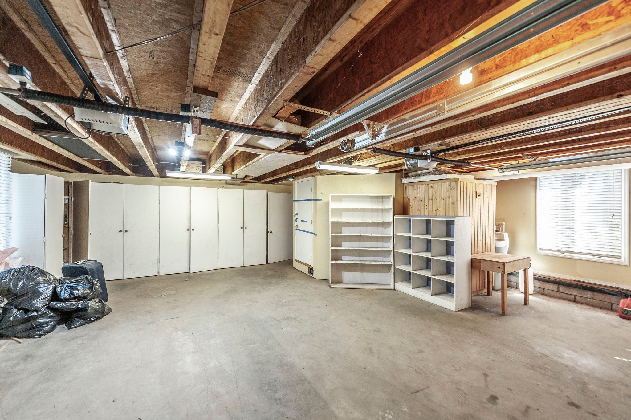 Hendersonville, Tennessee, 37075, United States, 4 Bedrooms Bedrooms, ,4 BathroomsBathrooms,Residential,Active,1959950