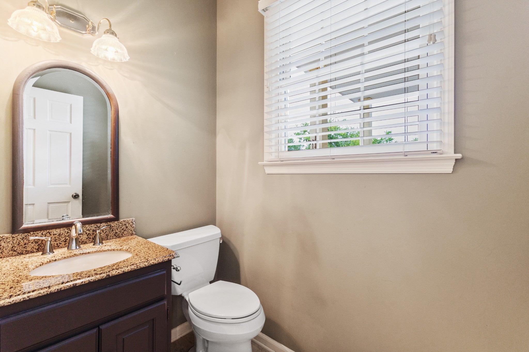 Gallatin, Tennessee, 37066, United States, 4 Bedrooms Bedrooms, ,3 BathroomsBathrooms,Residential,Active,1886830