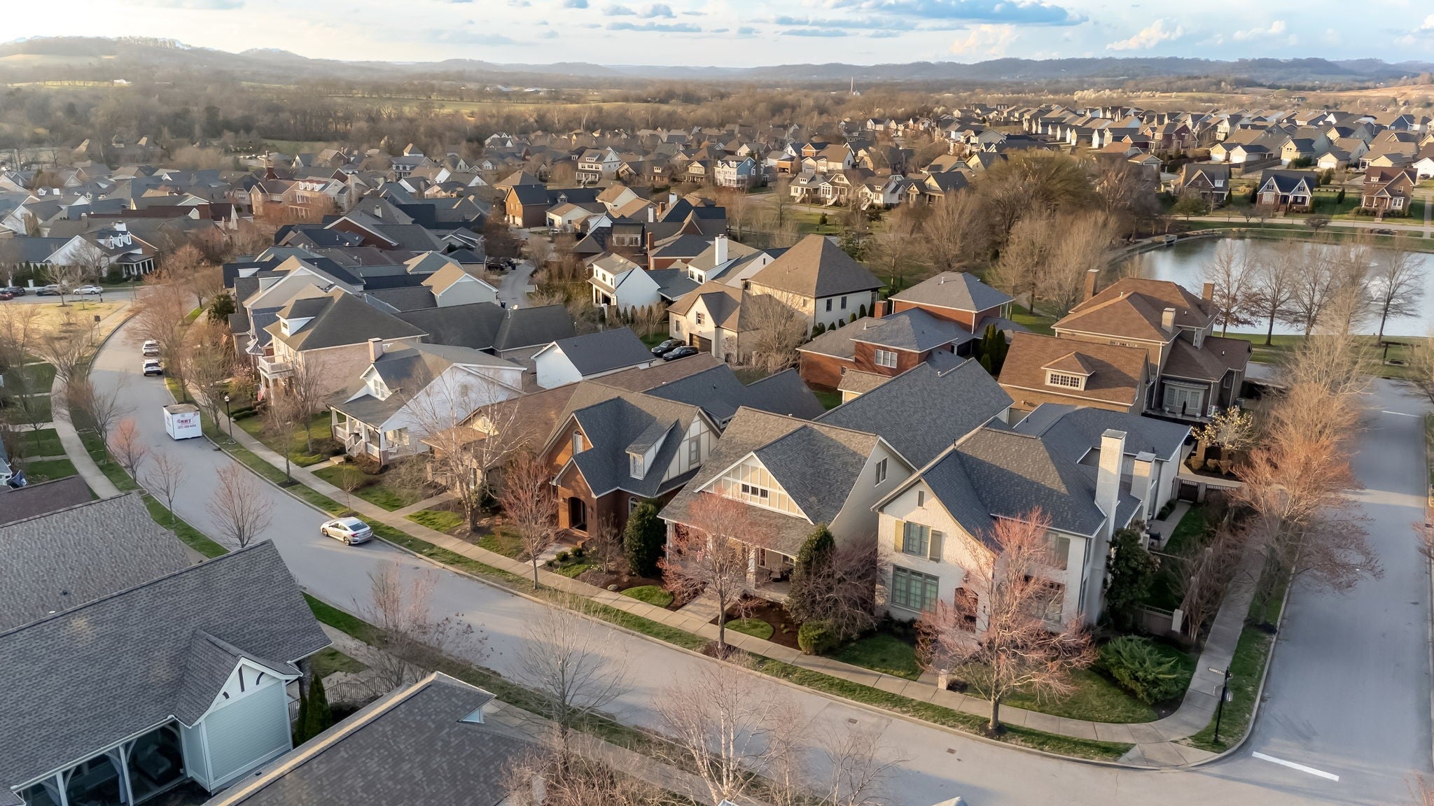 Thompsons Station, Tennessee, 37179, United States, 5 Bedrooms Bedrooms, ,5 BathroomsBathrooms,Residential,Active,2028176
