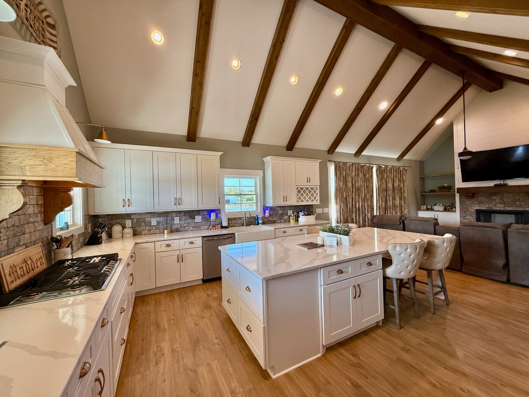 Lebanon, Tennessee, 37090, United States, 3 Bedrooms Bedrooms, ,4 BathroomsBathrooms,Residential,Active,1954332