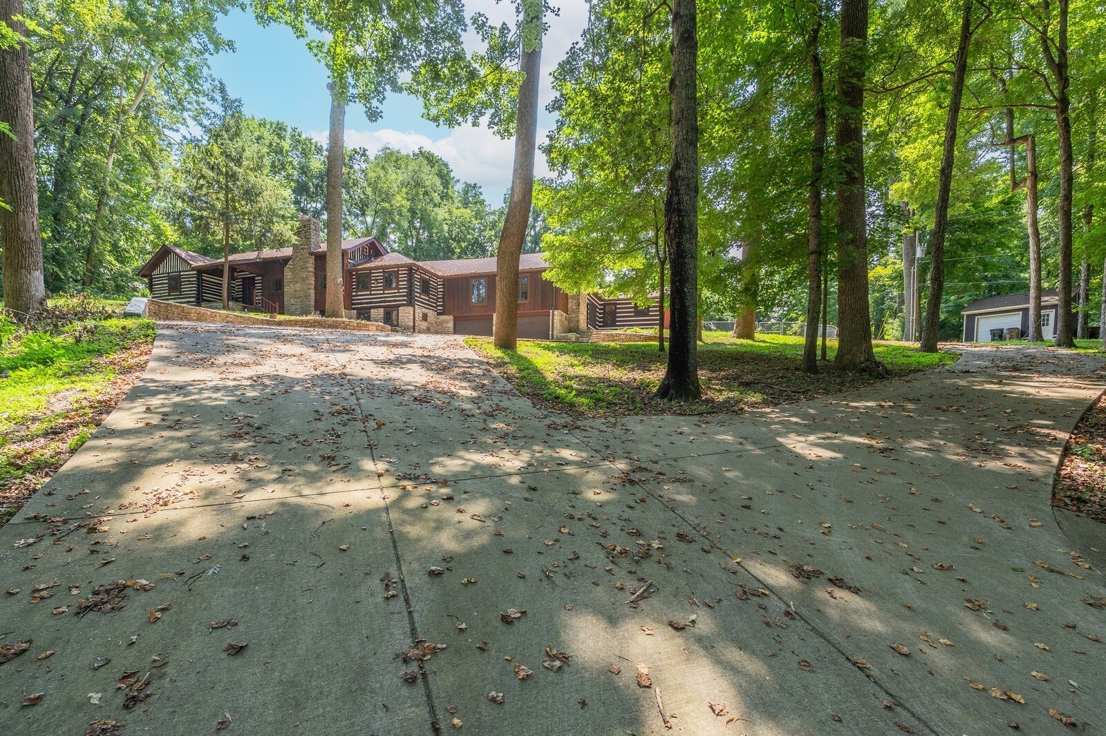 Brentwood, Tennessee, 37027, United States, 3 Bedrooms Bedrooms, ,3 BathroomsBathrooms,Residential,Active,1967284
