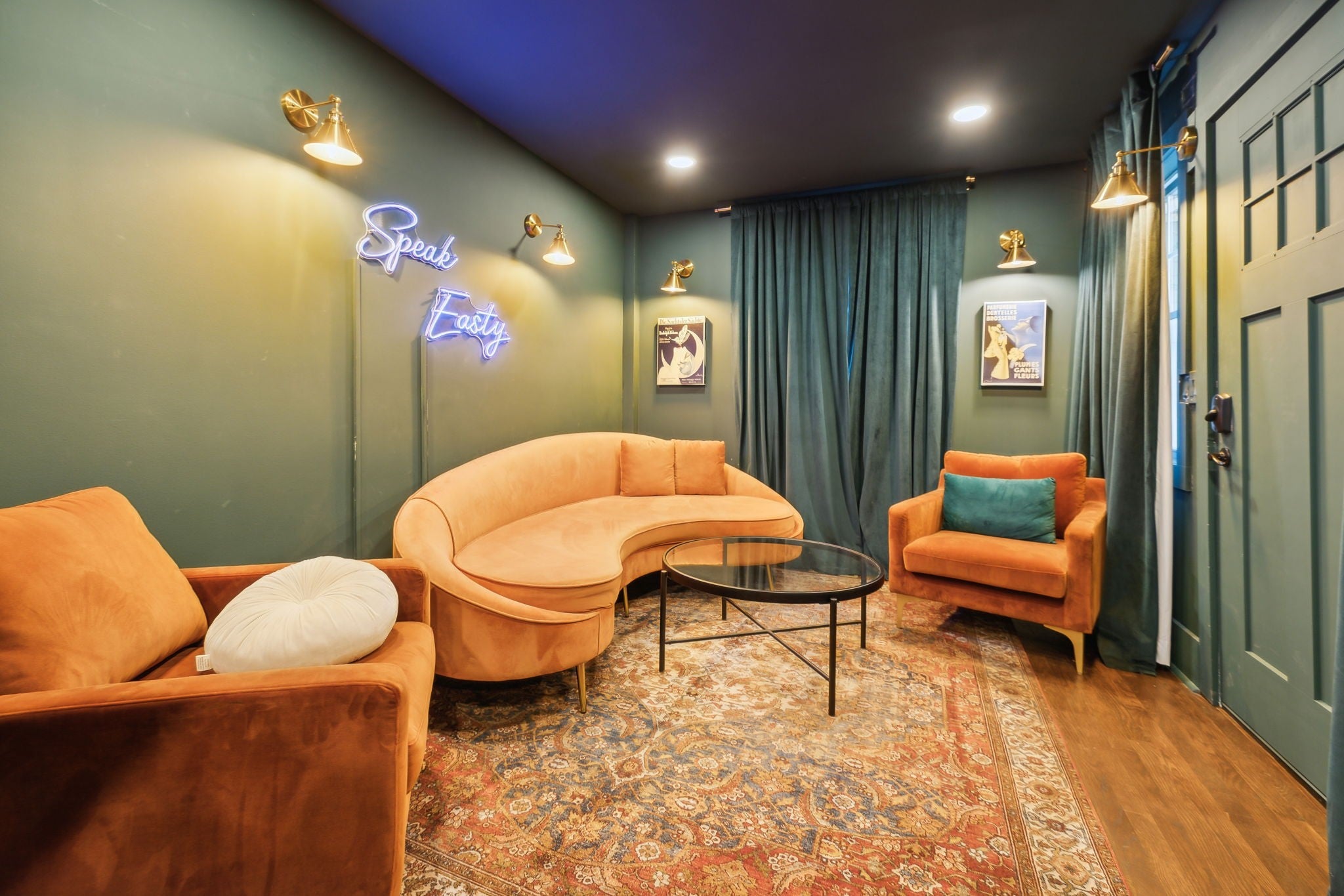 Nashville, Tennessee, 37206, United States, 3 Bedrooms Bedrooms, ,2 BathroomsBathrooms,Residential,Active,1912805