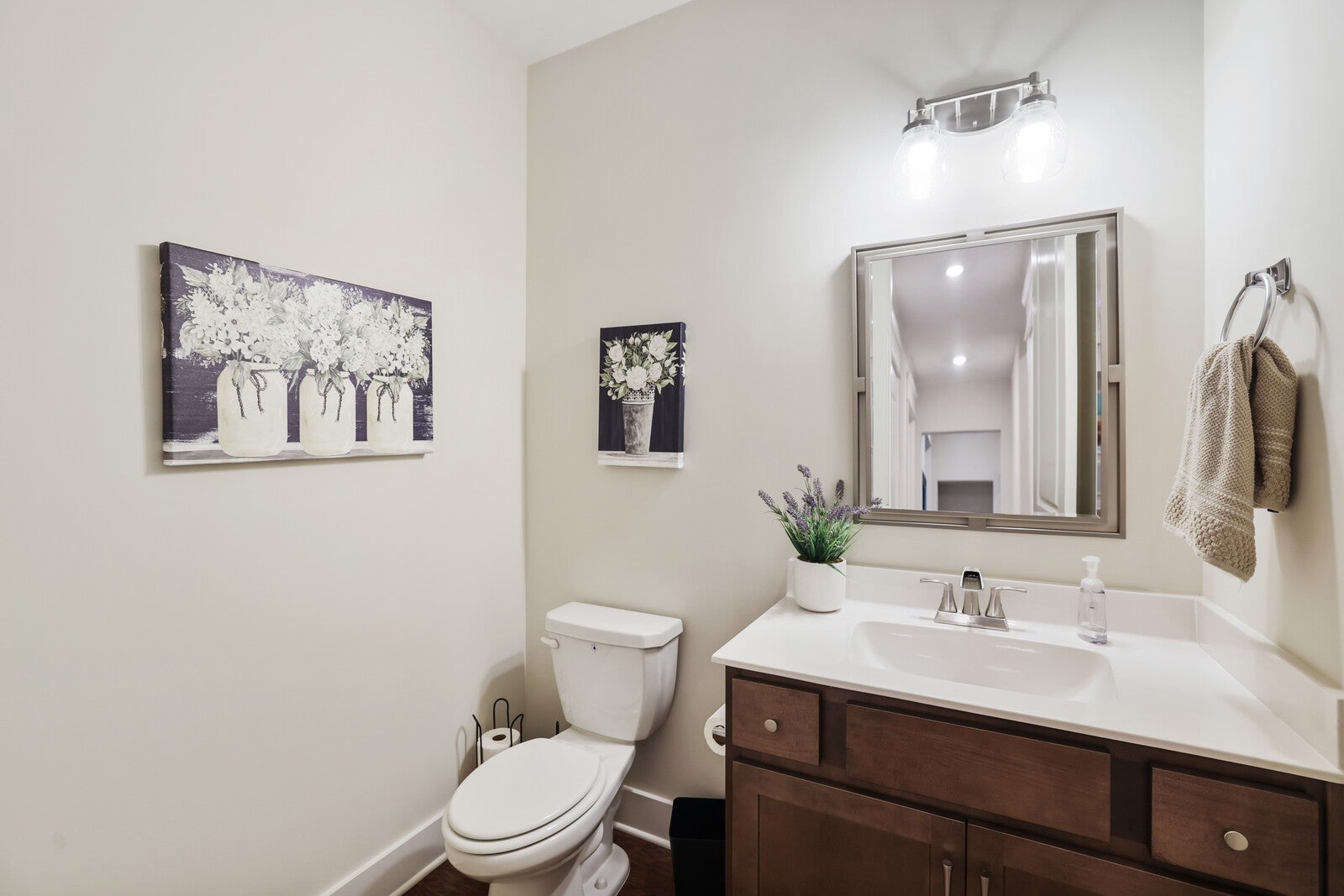 Franklin, Tennessee, 37064, United States, 3 Bedrooms Bedrooms, ,4 BathroomsBathrooms,Residential,Active,1907978