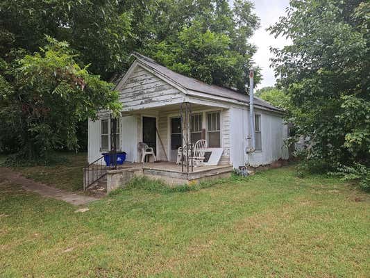 64 BARKSDALE AVE, MC KENZIE, TN 38201 - Image 1