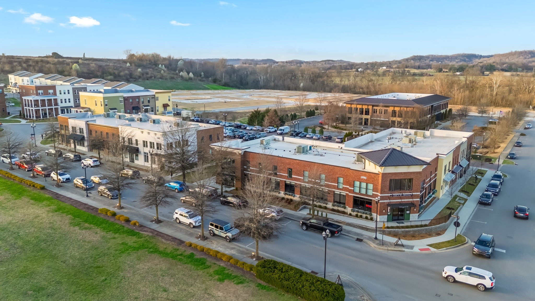 Thompsons Station, Tennessee, 37179, United States, 5 Bedrooms Bedrooms, ,5 BathroomsBathrooms,Residential,Active,2028176