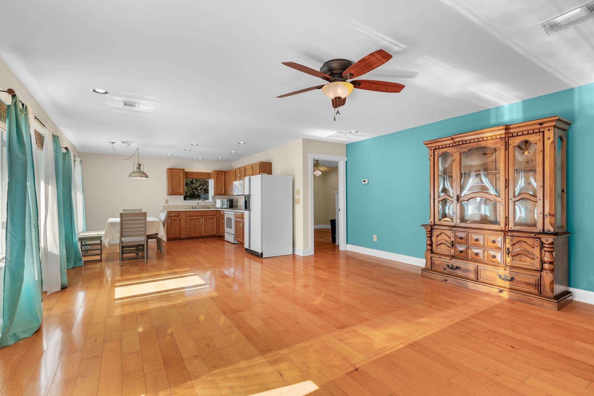 Lebanon, Tennessee, 37087, United States, 3 Bedrooms Bedrooms, ,3 BathroomsBathrooms,Residential,Active,1987222