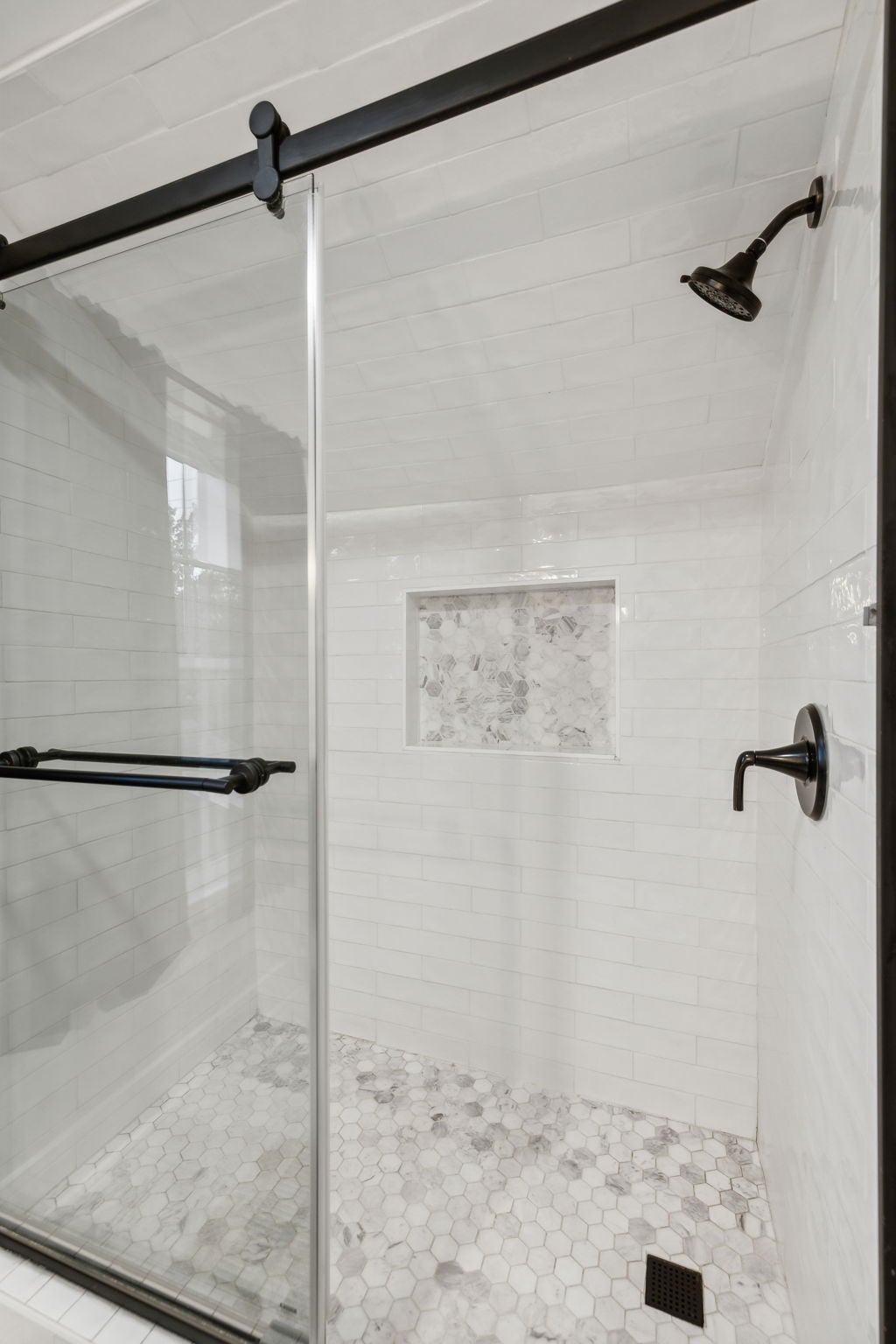 Nashville, Tennessee, 37206, United States, 3 Bedrooms Bedrooms, ,2 BathroomsBathrooms,Residential,Active,1912805