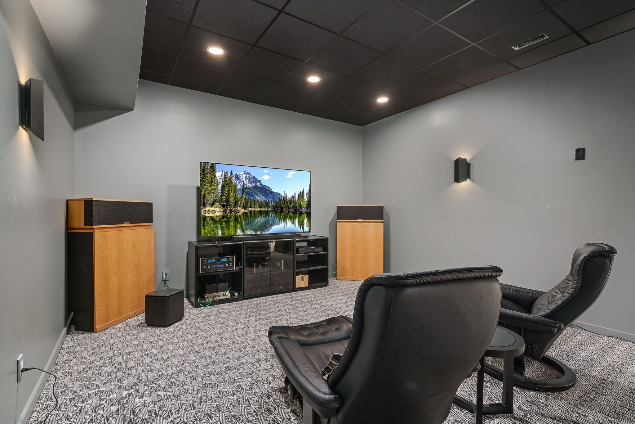 Crawford, Tennessee, 38554, United States, 3 Bedrooms Bedrooms, ,4 BathroomsBathrooms,Residential,Active,2007956