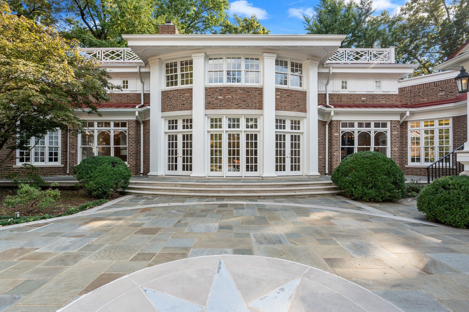 Nashville, Tennessee, 37205, United States, 5 Bedrooms Bedrooms, ,7 BathroomsBathrooms,Residential,Active,1965991