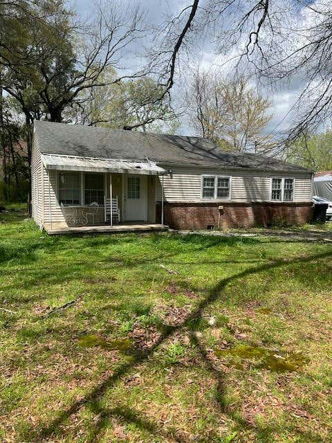 1701 E LINCOLN ST, TULLAHOMA, TN 37388, photo 1 of 4