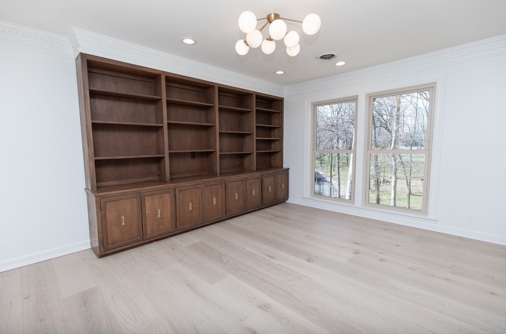 Hendersonville, Tennessee, 37075, United States, 4 Bedrooms Bedrooms, ,3 BathroomsBathrooms,Residential,Active,2014174