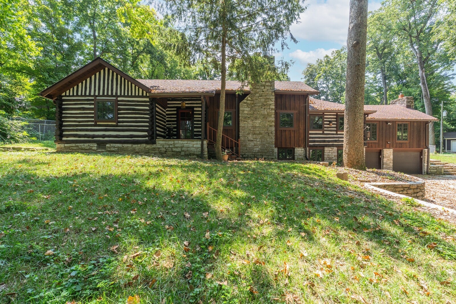 Brentwood, Tennessee, 37027, United States, 3 Bedrooms Bedrooms, ,3 BathroomsBathrooms,Residential,Active,1967284