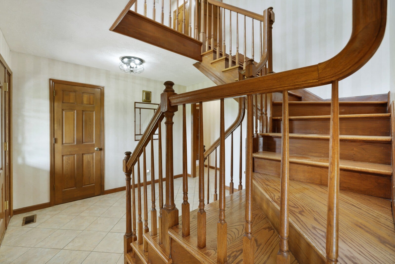 Goodlettsville, Tennessee, 37072, United States, 4 Bedrooms Bedrooms, ,4 BathroomsBathrooms,Residential,Active,1853351