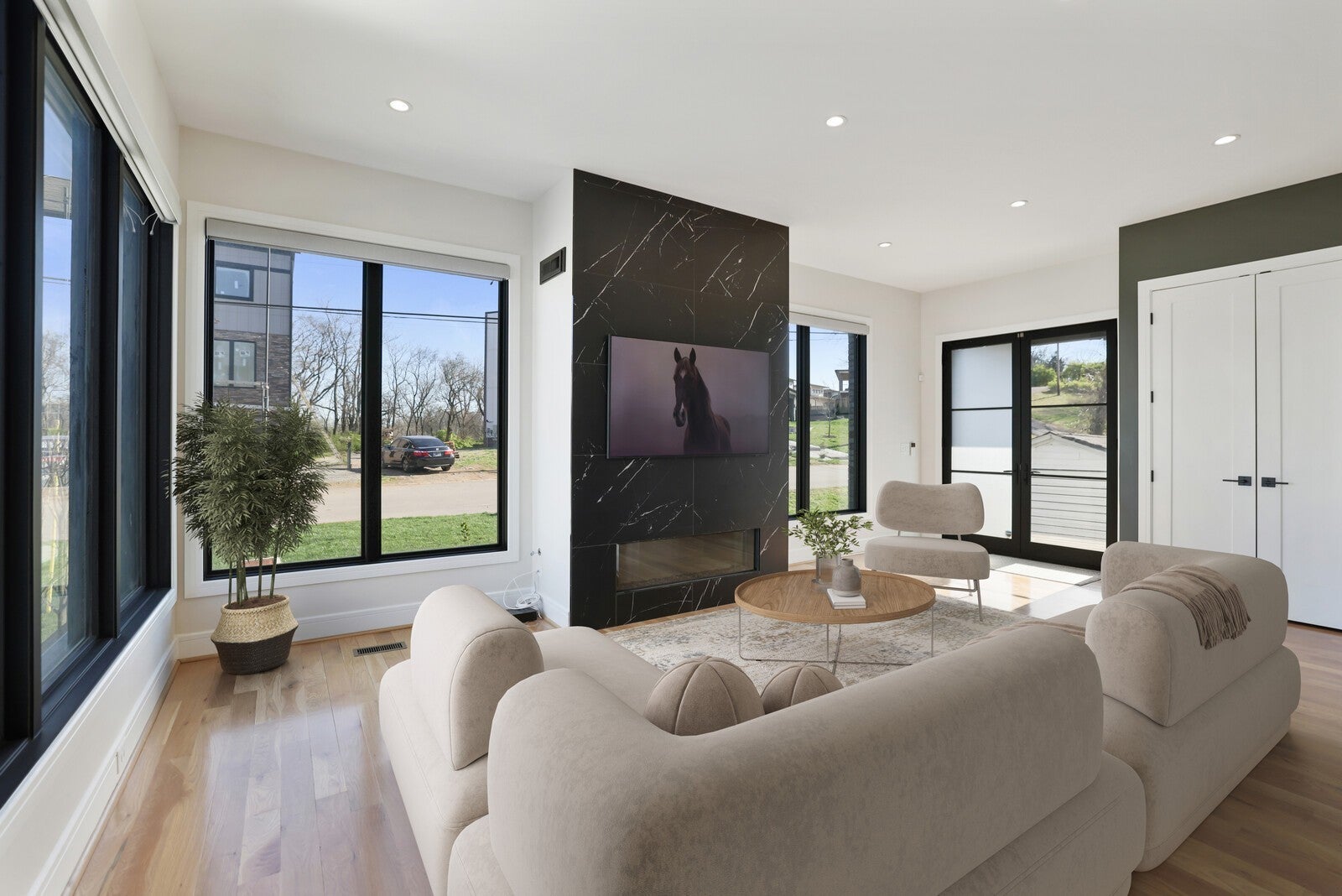 Nashville, Tennessee, 37209, United States, 4 Bedrooms Bedrooms, ,5 BathroomsBathrooms,Residential,Active,2007005