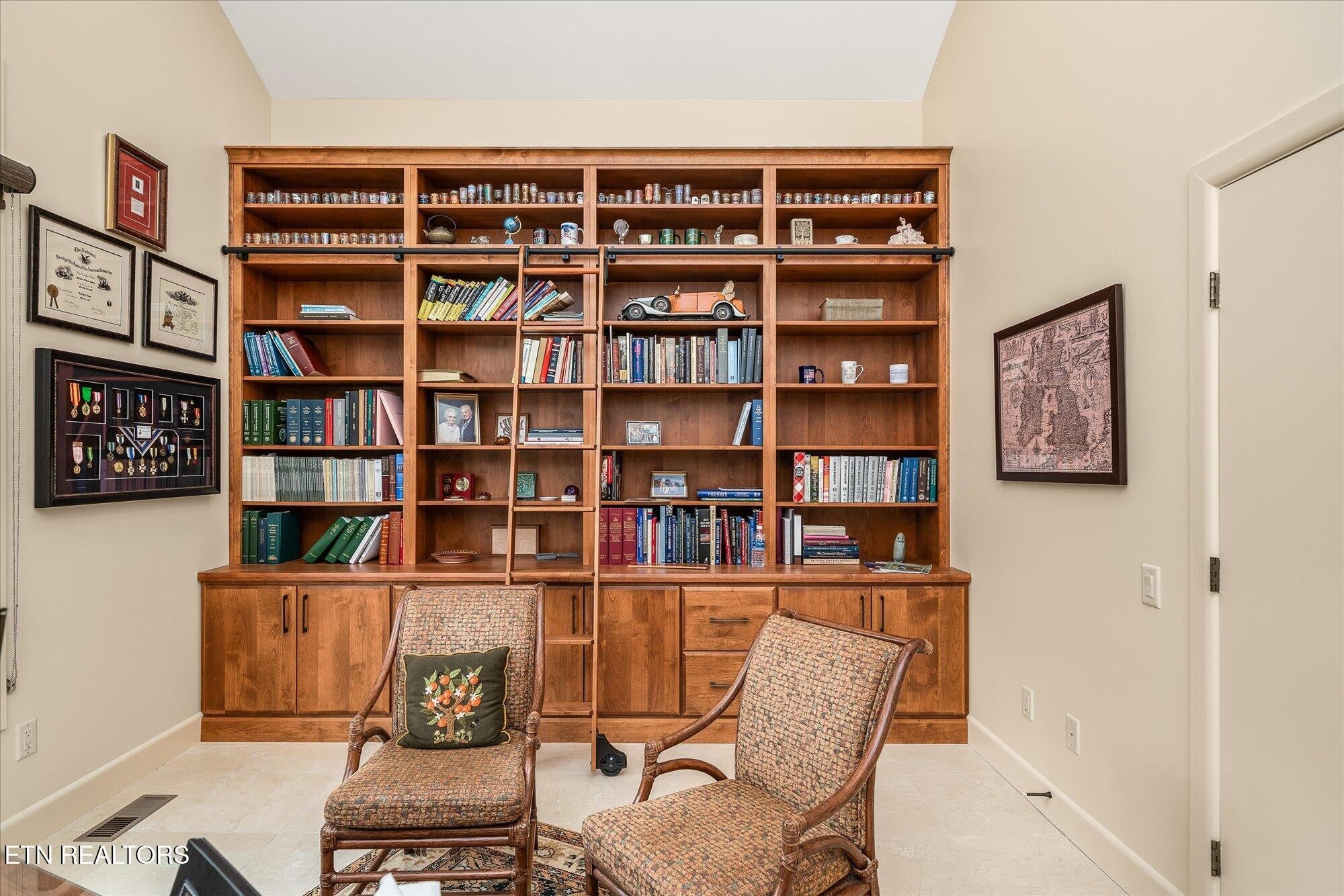 Crossville, Tennessee, 38558, United States, 4 Bedrooms Bedrooms, ,4 BathroomsBathrooms,Residential,Active,2011427