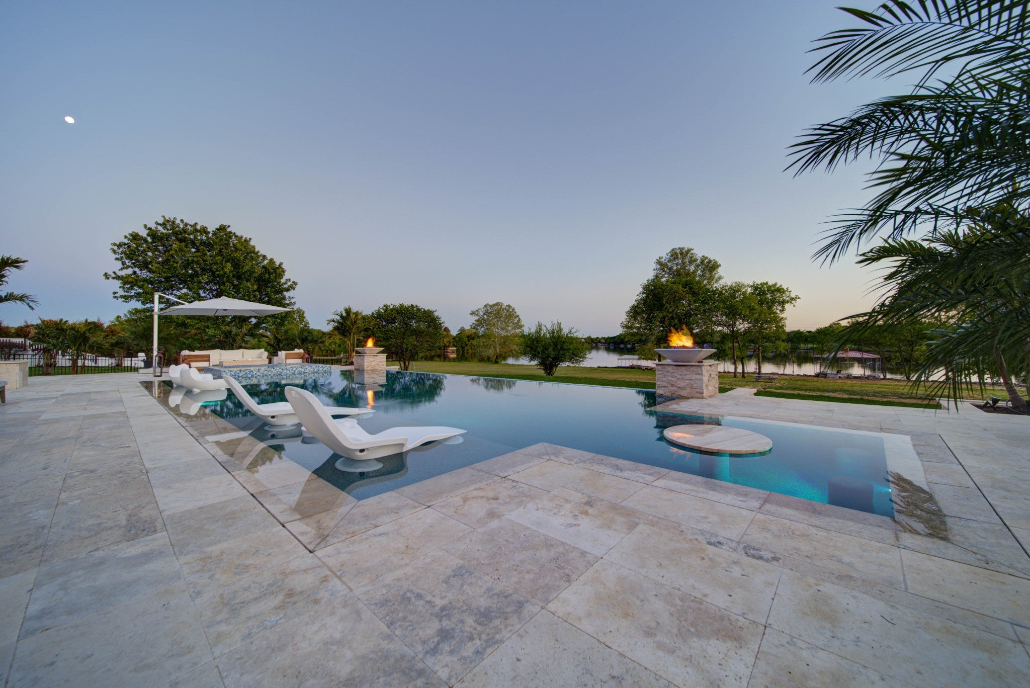 Gallatin, Tennessee, 37066, United States, 4 Bedrooms Bedrooms, ,5 BathroomsBathrooms,Residential,Active,1986918